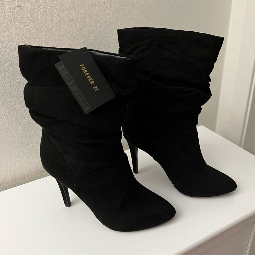 *NEW with tags* FOREVER 21 Mid-calf Slouch Platform Boots - Black, Sz 7